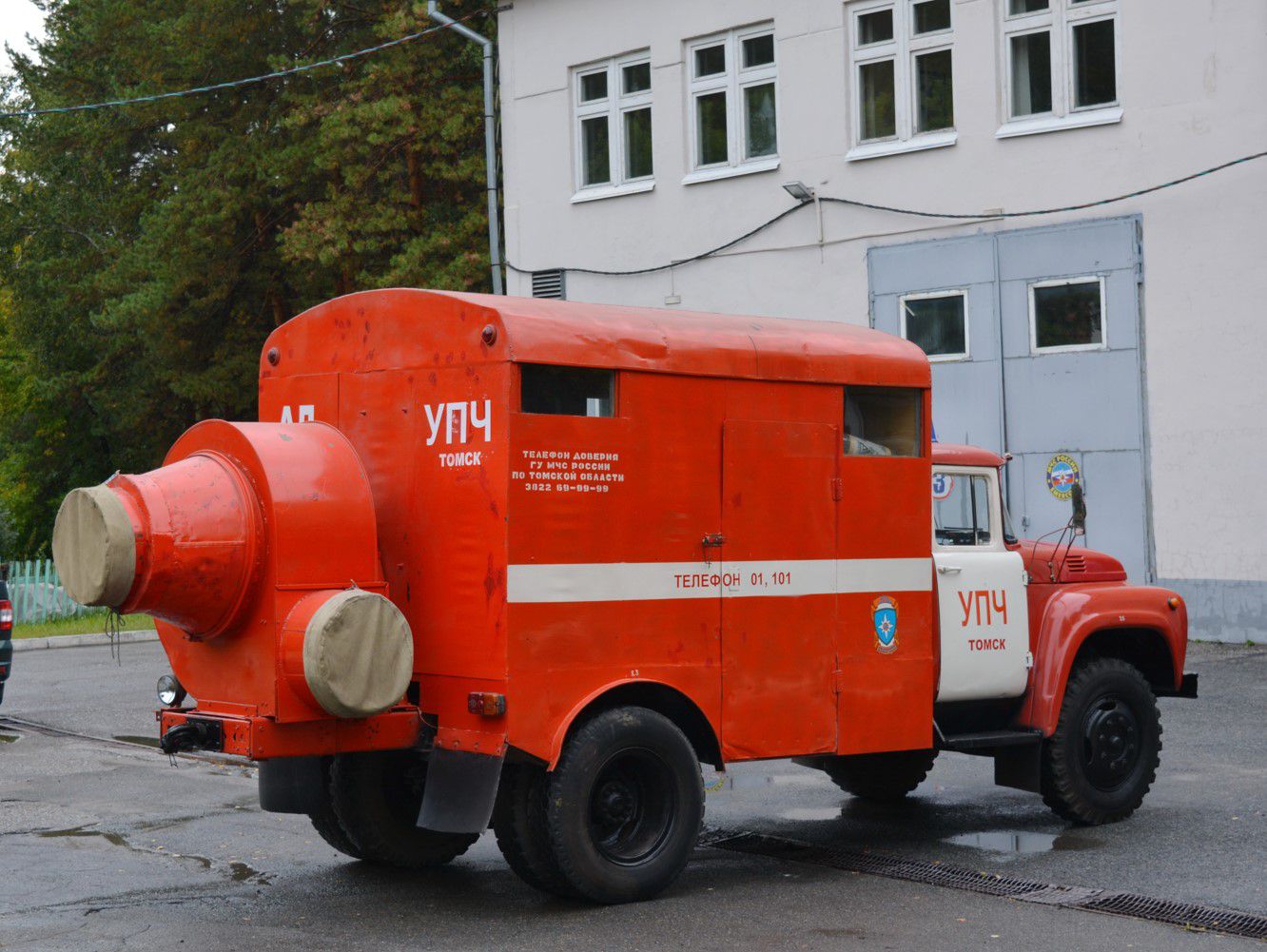 ZK-1oo2c.jpg